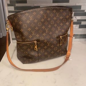 Louis Vuitton Handbag.